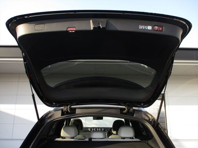 MERCEDES-BENZ GLC - 8