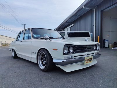 1972 Nissan SKYLINE — фото 2
