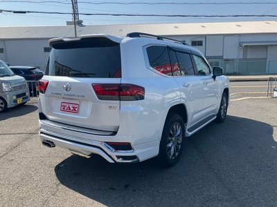 TOYOTA LAND CRUISER 300 - 2