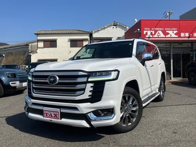 TOYOTA LAND CRUISER 300 - 1