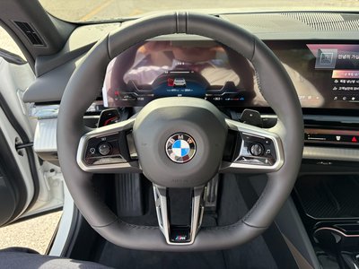 صورة مصغرة 13 لـ 2026 BMW 5 SERIES