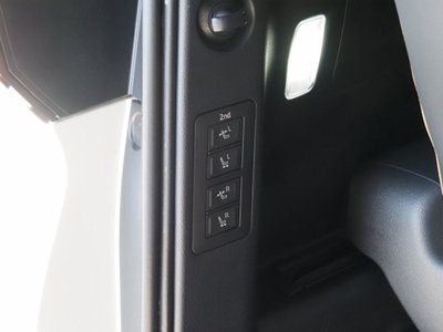 صورة مصغرة 36 لـ 2023 Toyota VELLFIRE