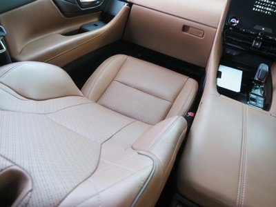 صورة مصغرة 68 لـ 2023 Toyota VELLFIRE