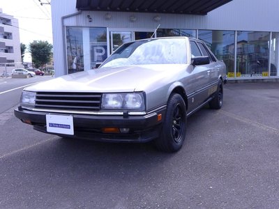 NISSAN SKYLINE