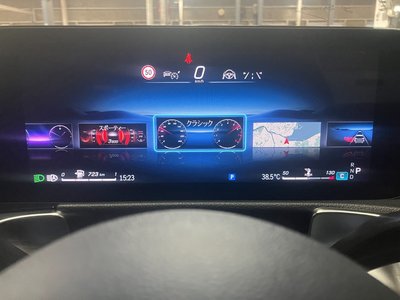 2025 Mercedes-BENZ GLB — миниатюра 50