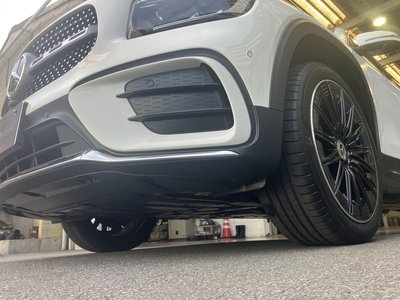 2025 Mercedes-BENZ GLB — миниатюра 15