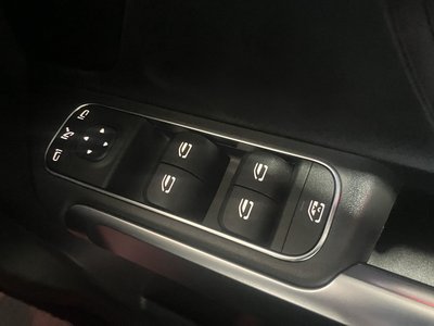 2025 Mercedes-BENZ GLB — миниатюра 37
