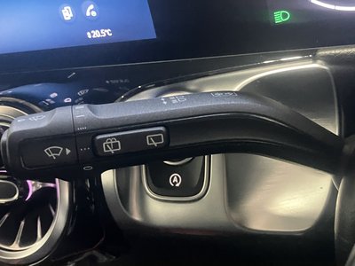2025 Mercedes-BENZ GLB — миниатюра 32
