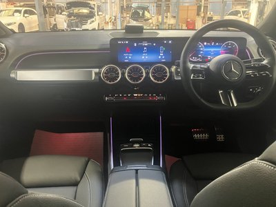 2025 Mercedes-BENZ GLB — миниатюра 25