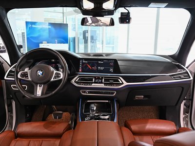 BMW X7 - 8