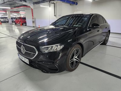 MERCEDES-BENZ E-CLASS - 2