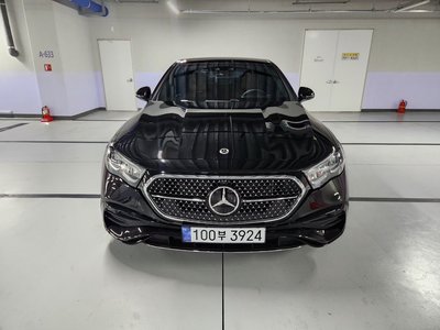 MERCEDES-BENZ E-CLASS - 1