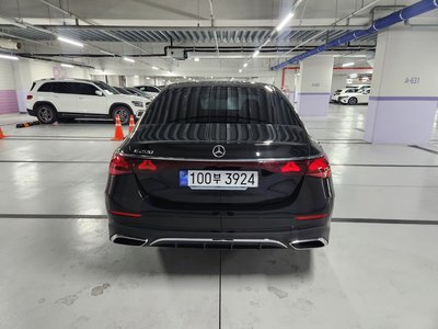 MERCEDES-BENZ E-CLASS - 7