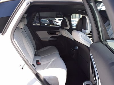 2025 Mercedes-BENZ GLC 缩略图 24