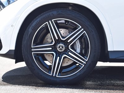 2025 Mercedes-BENZ GLC 照片 2