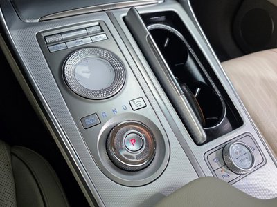 GENESIS GV80 - 9