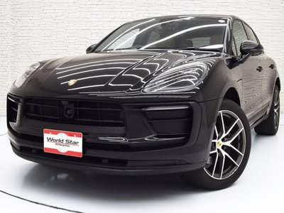 2023 Porsche MACAN photo 1