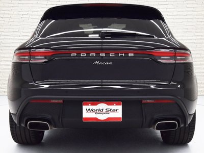 2023 Porsche MACAN photo 4