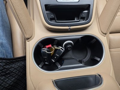 PORSCHE CAYENNE - 10