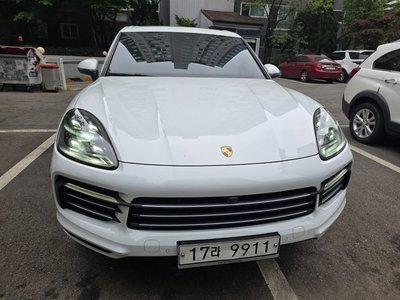 PORSCHE CAYENNE - 1