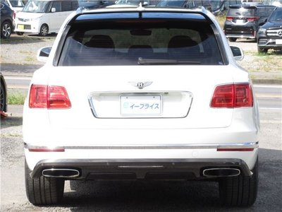 BENTLEY BENTAYGA - 5