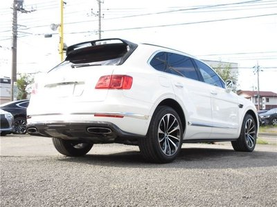 BENTLEY BENTAYGA - 9