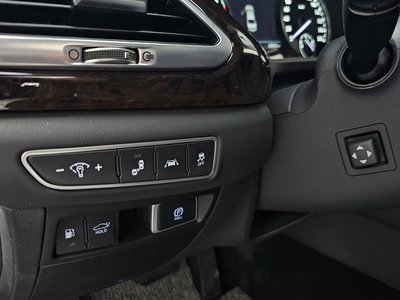 2021 Genesis G90 thumbnail 23