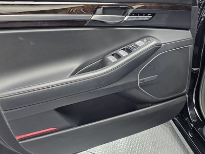 2021 Genesis G90 thumbnail 14