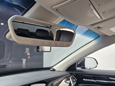 2021 Genesis G90 thumbnail 31