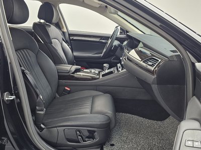 2021 Genesis G90 thumbnail 17