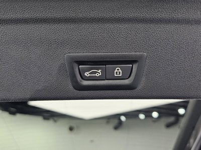 2020 BMW X6 缩略图 17