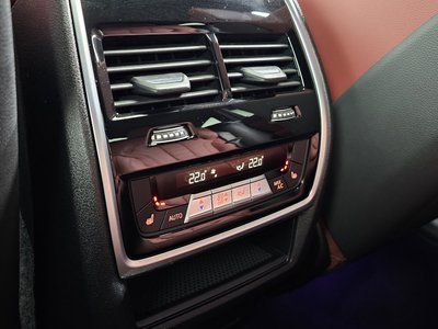 2020 BMW X6 缩略图 20