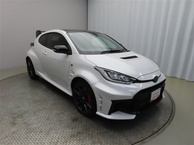 2025 Toyota GR YARIS 照片 3