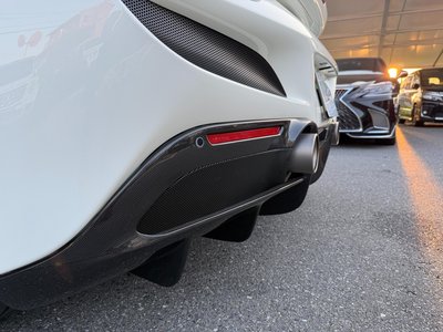 صورة 30 لـ 2021 Ferrari F8 SPIDER