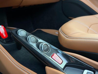 صورة 22 لـ 2021 Ferrari F8 SPIDER