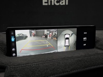 2022 Genesis GV80 thumbnail 22