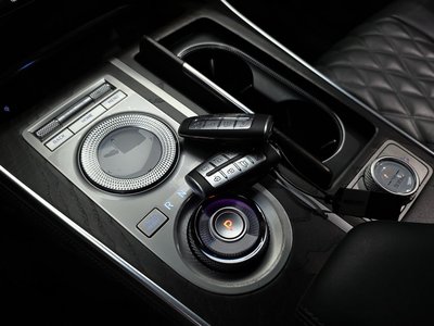 2022 Genesis GV80 thumbnail 12
