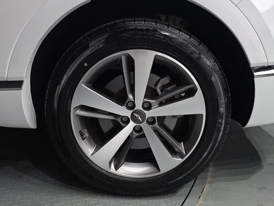 2022 Genesis GV80 photo 8