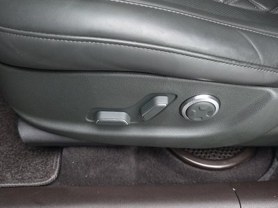 2022 Genesis GV80 thumbnail 31