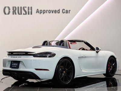 صورة 4 لـ 2019 Porsche 718