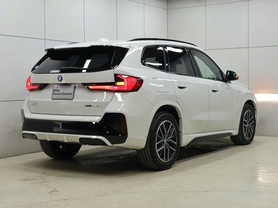 صورة 10 لـ 2024 BMW X1