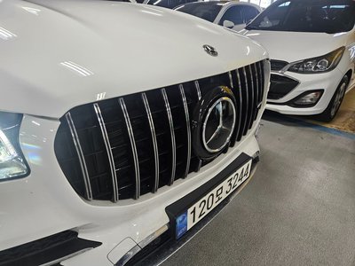 MERCEDES-BENZ GLS - 6