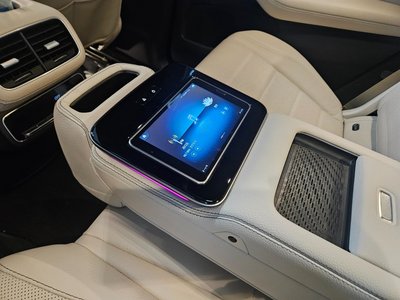 MERCEDES-BENZ GLS - 7