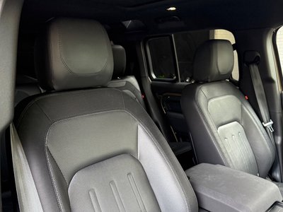 LAND ROVER DEFENDER 110 X DYNAMIC SE D300 - 5