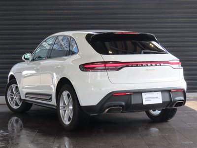 PORSCHE MACAN - 7