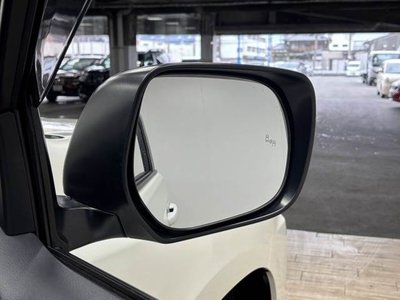 TOYOTA LAND CRUISER PRADO - 9