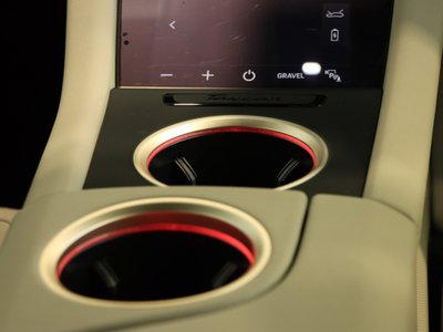 2023 Porsche TAYCAN — миниатюра 17