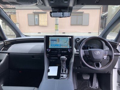 TOYOTA ALPHARD - 2