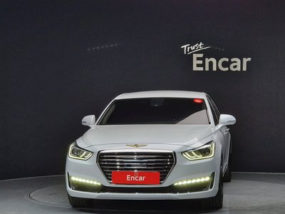 صورة 2 لـ 2016 GENESIS EQ900