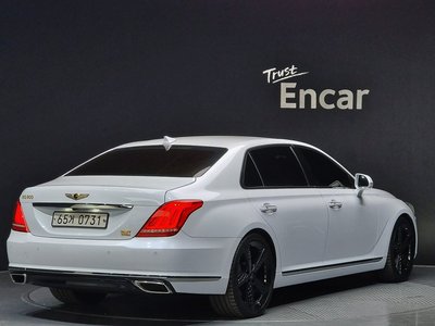 صورة 4 لـ 2016 GENESIS EQ900